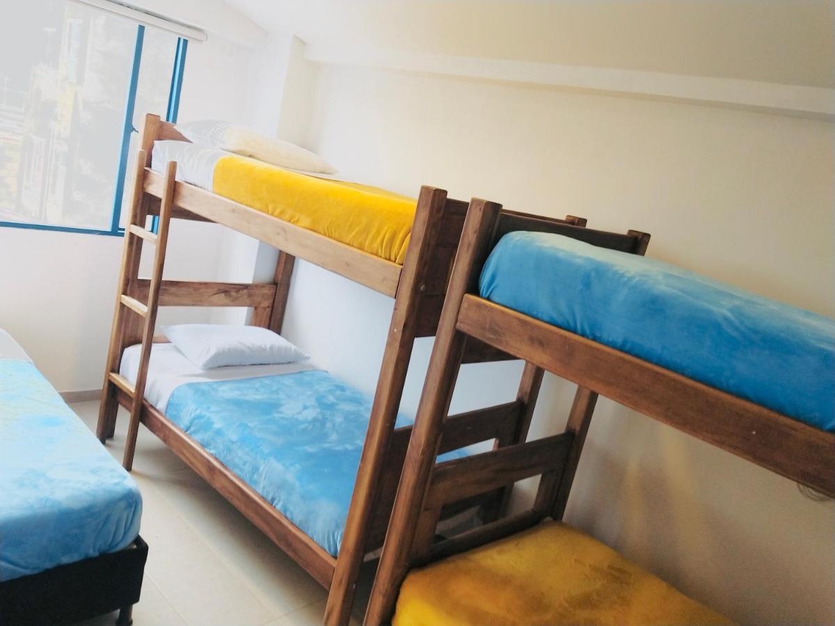 בוגוטה Hostal Casa Lantana La Candelaria מראה חיצוני תמונה